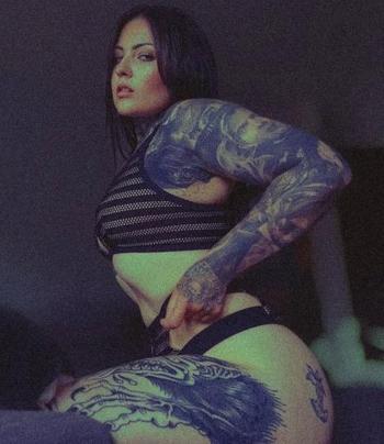 Molly, 24  female escort, Buffalo