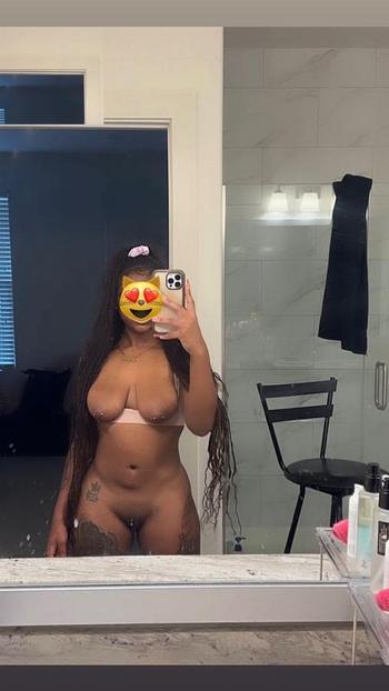 Dabaddest, 32  female escort, Buffalo