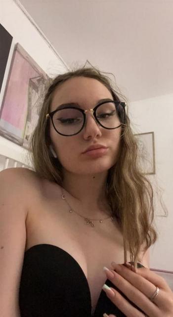 507-304-2603, 24  female escort, Buffalo