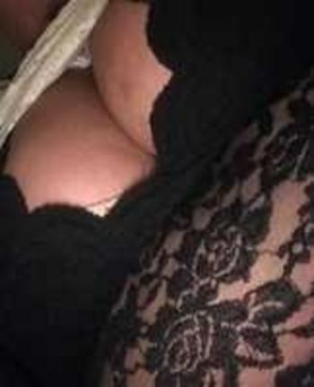 Jade, 27  female escort, Buffalo
