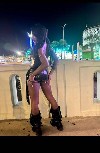 Kimmy , 26  female escort, Buffalo