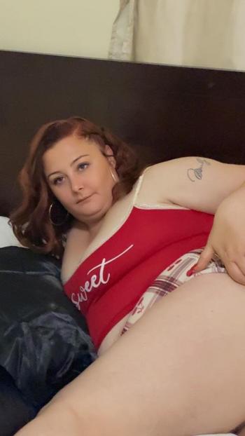 Sarah, 30  female escort, Buffalo